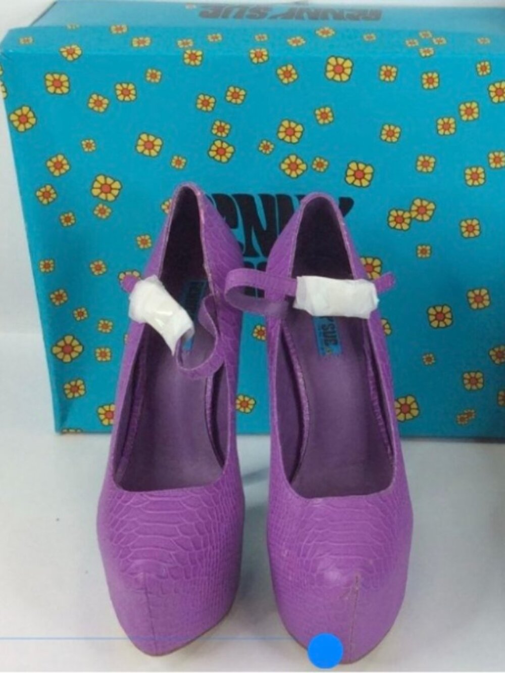 Penny Sue Platform Mary Jane Heels Purple Size 7 1/2 NIB